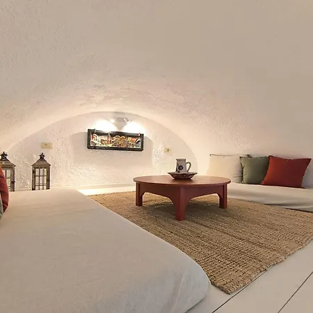 Mardanza Krokos Aparthotel 3*